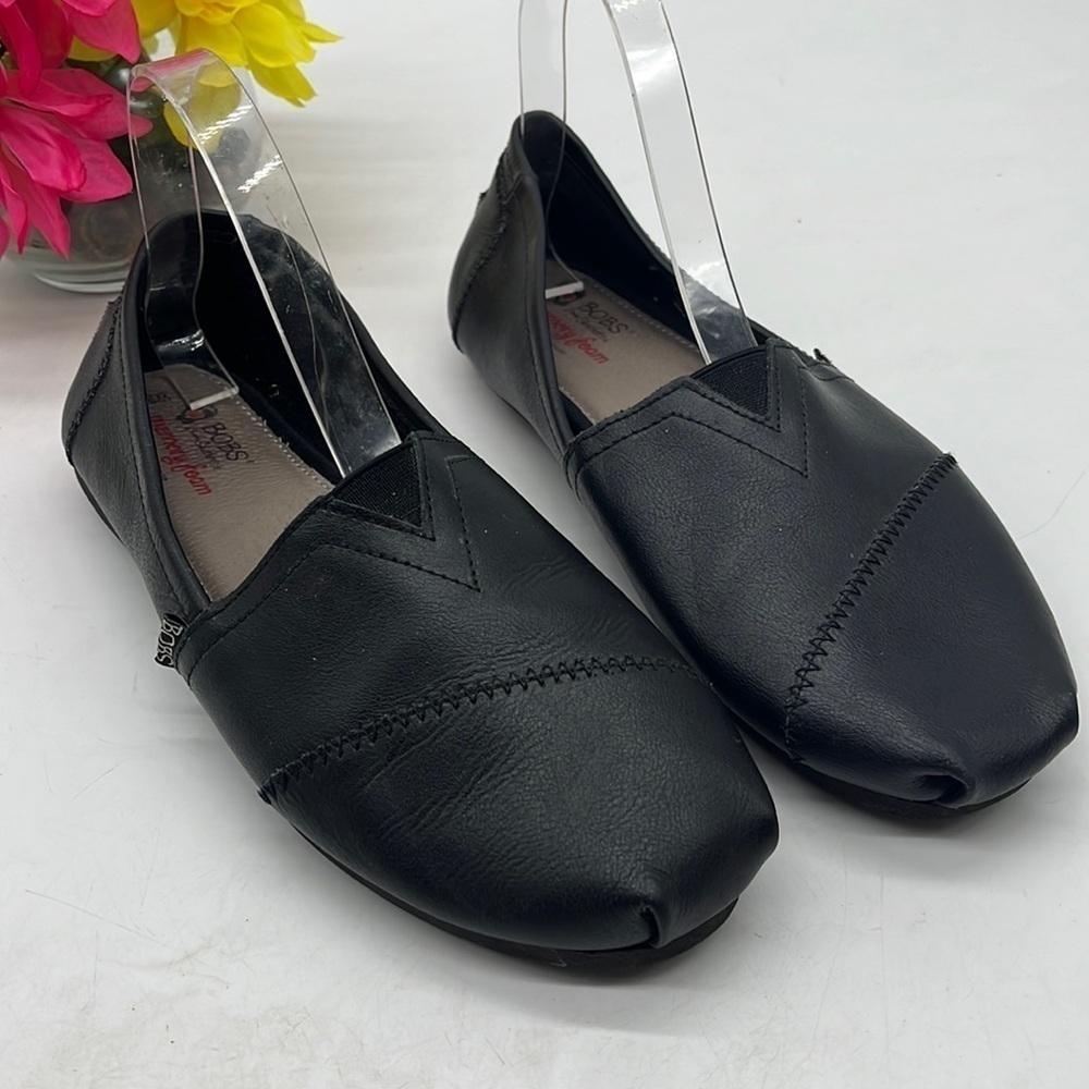 Bobs from Sketchers Black loafers size 9.5 with Memory Foam Footbed. BFL2373